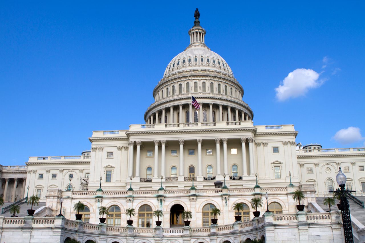 Mastering the First Impression: Your intriguing post title goes here The United States Capitol Building in Washington, DC, with a clear blue sky.